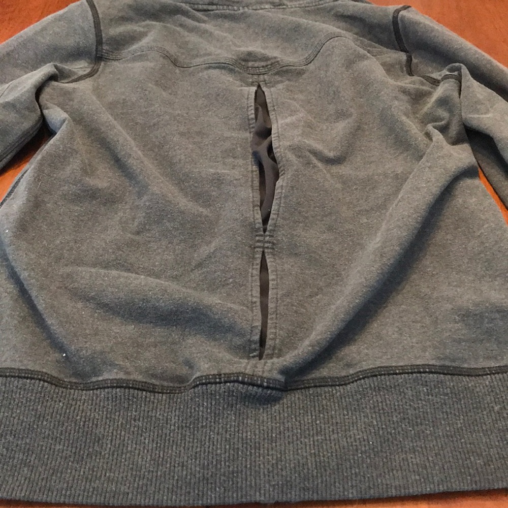 Lululemon Jacket - Picture 8 of 9